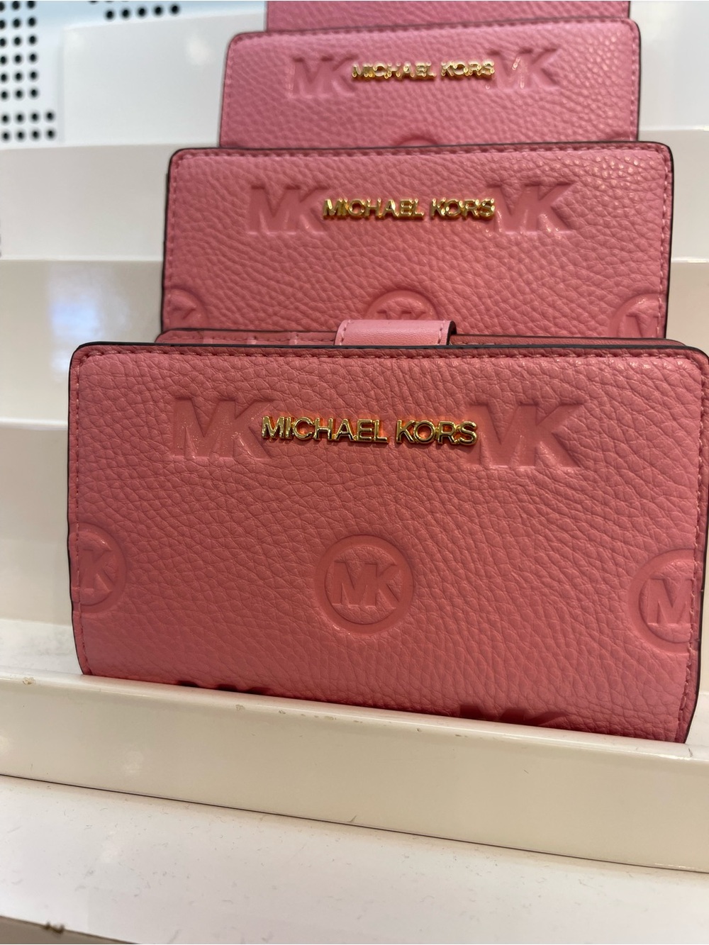 MICHAEL KORS Jet Set Travel Medium MK Logo Debossed Bifold Wallet
Carnation
NWT - Picture 2 of 16